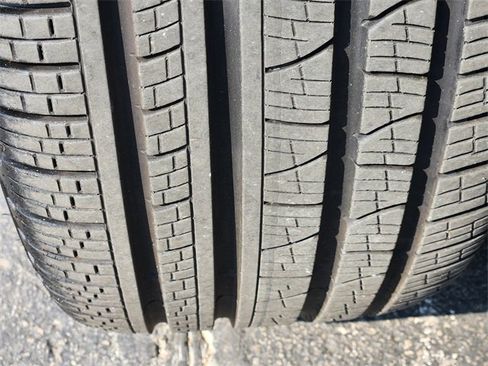 Certified 2025 Volvo XC90 T8 Plus w/ Protection Package Premier image 14