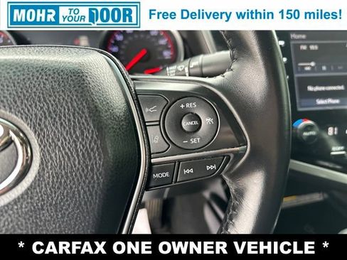 Used 2018 Toyota Camry XSE image 17