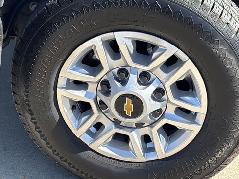 Certified 2024 Chevrolet Silverado 2500 LT image 29