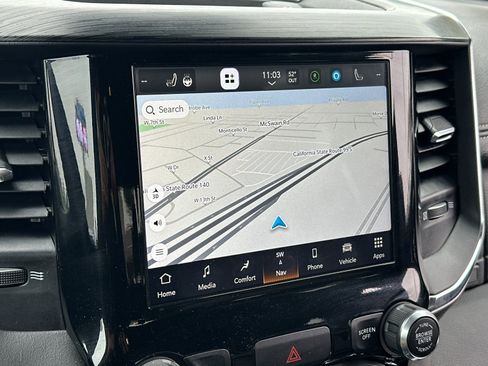 Used 2024 RAM 1500 Laramie image 17