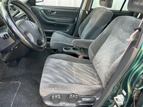 Used 2001 Honda CR-V EX image 29