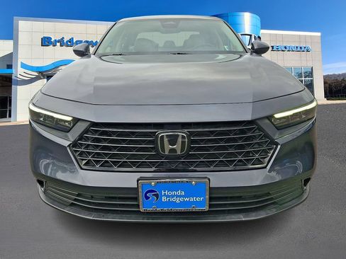 Used 2023 Honda Accord EX image 2