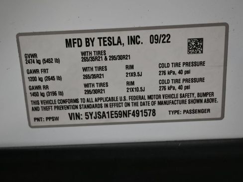 Used 2022 Tesla Model S AWD/4WD image 40