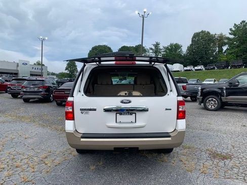 Used 2014 Ford Expedition EL XLT w/ Equipment Group 202A AWD/4WD image 8