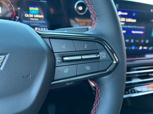 New 2026 Chevrolet Traverse RS image 25