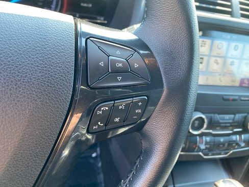 Used 2018 Ford Explorer XLT w/ Equipment Group 202A AWD/4WD image 21