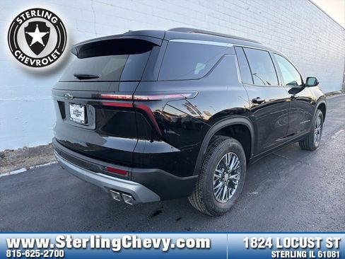 New 2026 Chevrolet Traverse LT w/ LPO, Floor Liner Package image 5