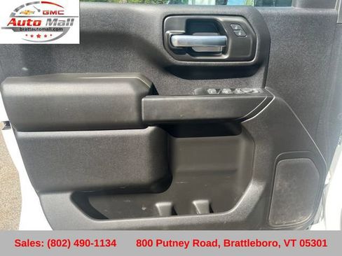 Used 2022 Chevrolet Silverado 2500 Custom w/ Custom Convenience Package AWD/4WD image 12