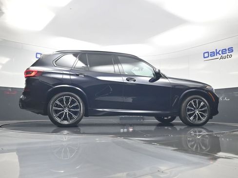 Used 2022 BMW X5 M50i w/ Executive Package AWD/4WD image 47