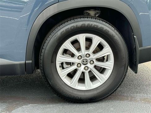 Used 2024 Toyota Grand Highlander XLE image 7