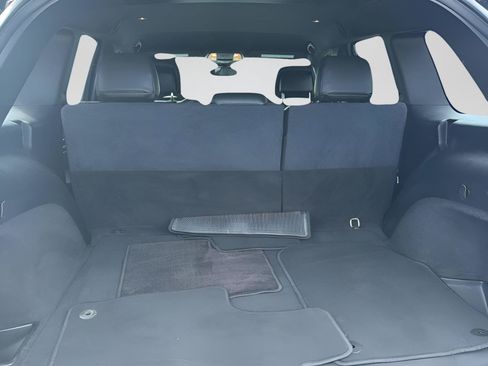 Used 2018 Jeep Grand Cherokee Laredo AWD/4WD image 27