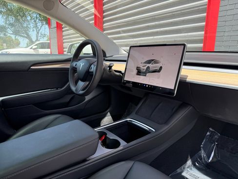 Used 2023 Tesla Model 3 Standard Range RWD image 22
