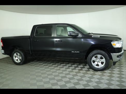 Used 2021 RAM 1500 Big Horn image 7