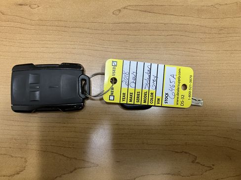 Used 2018 Chevrolet Suburban LT image 22