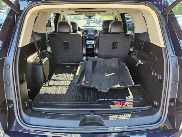 Used 2022 GMC Acadia Denali w/ Denali Ultimate Package AWD/4WD image 12
