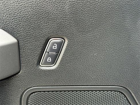 Used 2019 Ford F150 XLT w/ Equipment Group 302A Luxury image 20