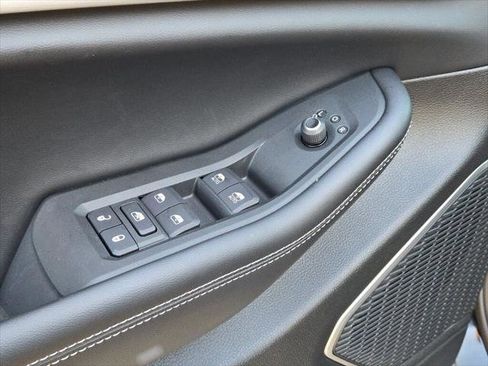 New 2025 Jeep Grand Cherokee Limited w/ Black Appearance Package image 22