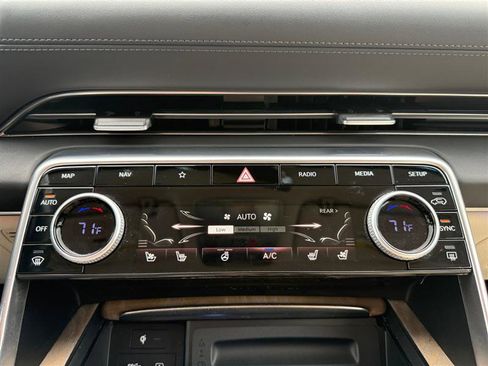 Used 2023 Genesis GV80 2.5T w/ Prestige Package AWD/4WD image 26