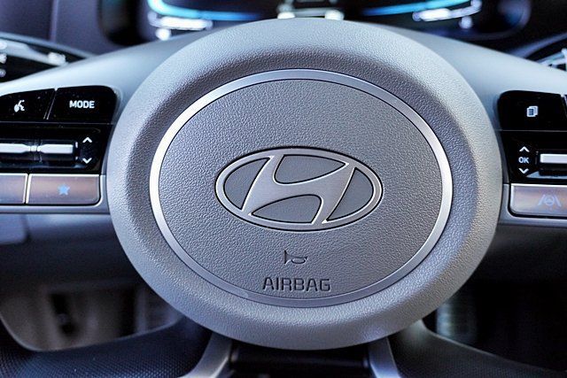 Certified 2026 Hyundai Elantra Sport FWD image 46
