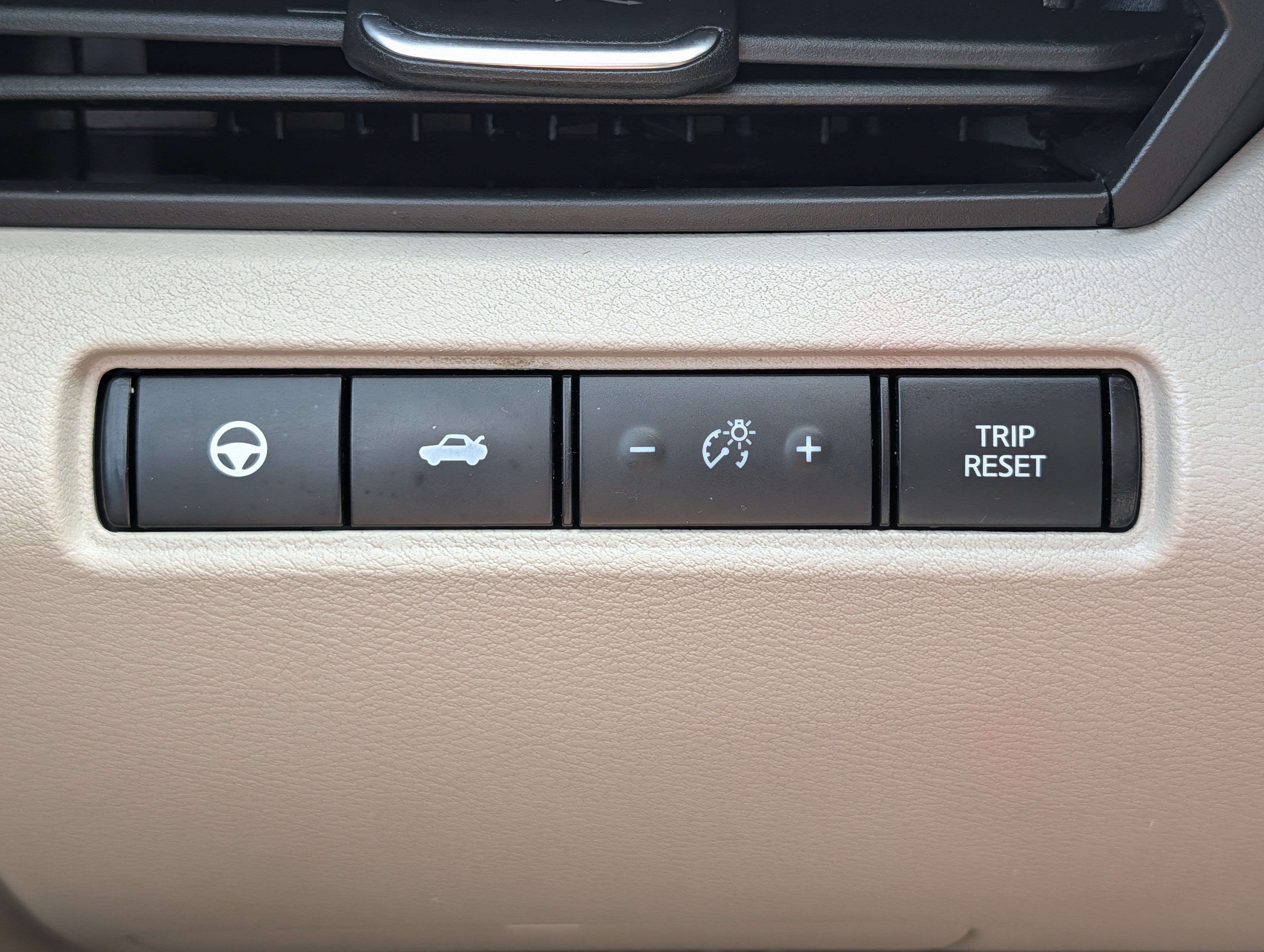 Used 2020 Nissan Altima 2.5 Platinum AWD/4WD image 26
