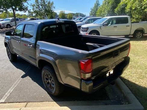 Used 2022 Toyota Tacoma SR5 w/ Technology Package RWD image 30
