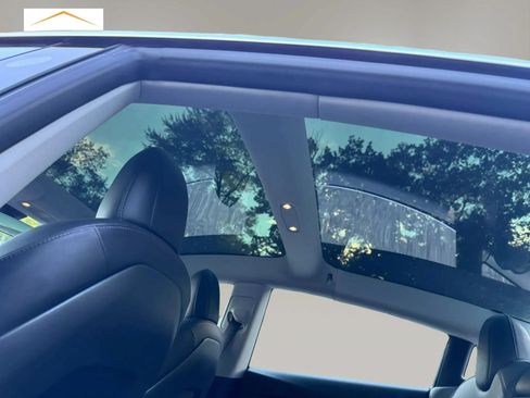 Used 2018 Tesla Model 3 Long Range RWD image 27