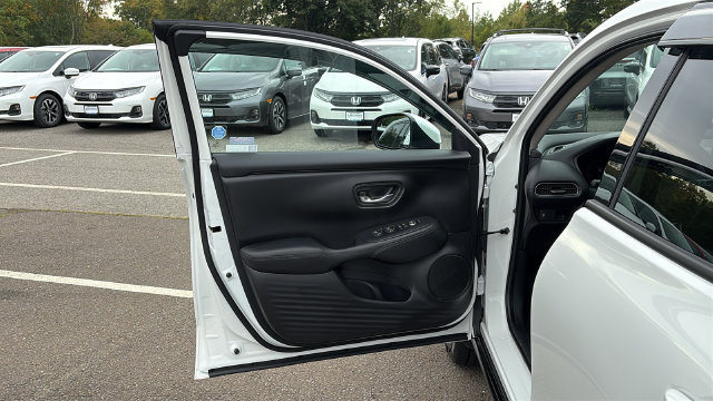 Used 2026 Honda HR-V EX-L image 8