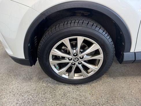 Used 2016 Toyota RAV4 Limited AWD/4WD image 27
