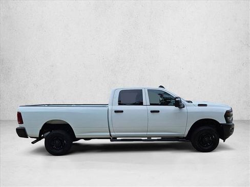 Used 2025 RAM 2500 Tradesman w/ Safety Group AWD/4WD image 4