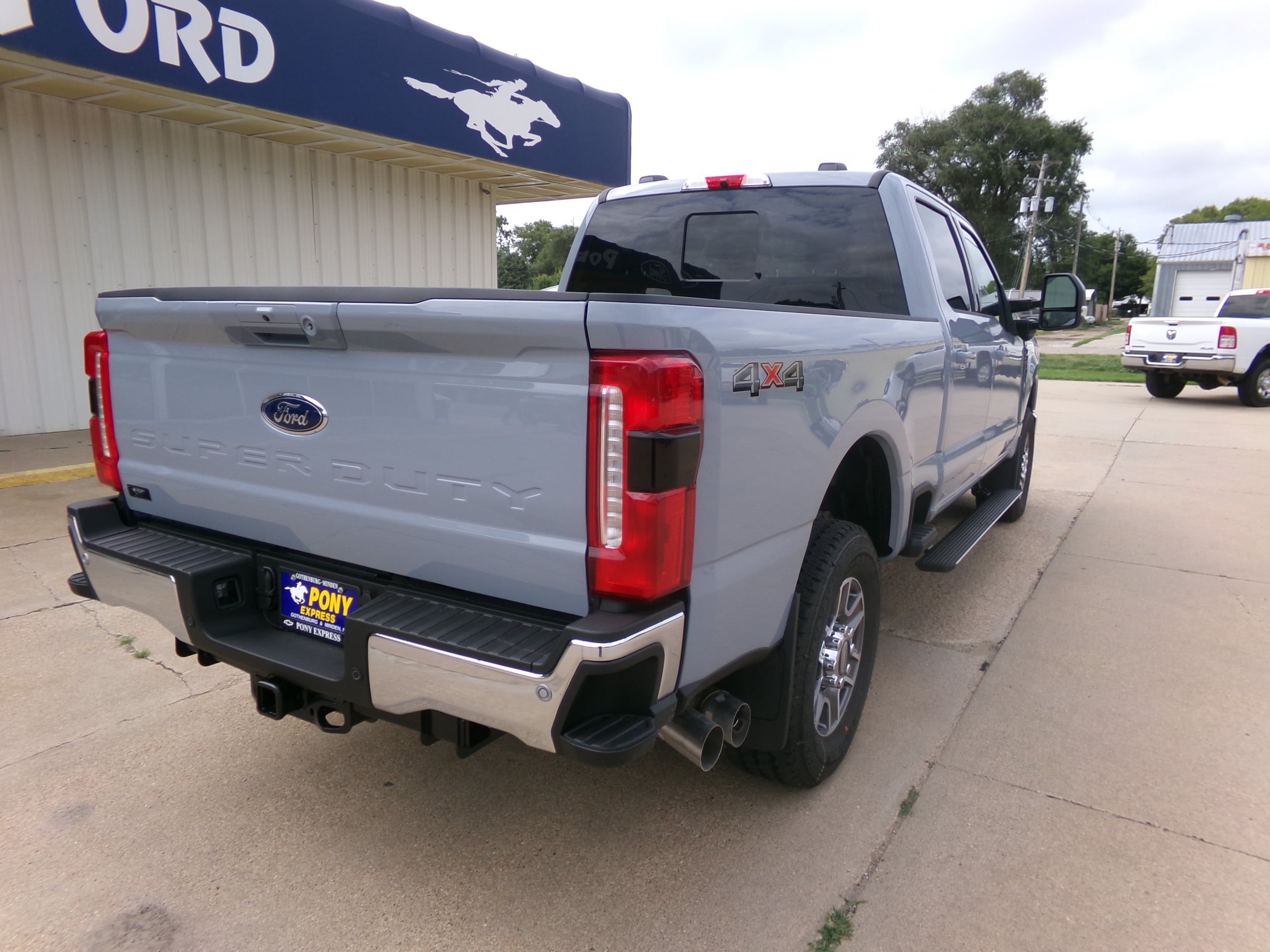 New 2025 Ford F250 Lariat w/ Lariat Ultimate Package AWD/4WD image 3