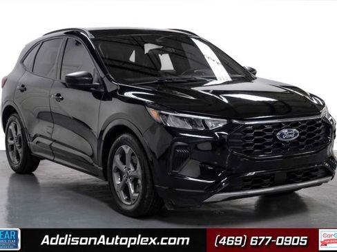 Used 2023 Ford Escape ST-Line image 1