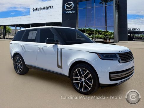 Used 2025 Land Rover Range Rover SE AWD/4WD image 11