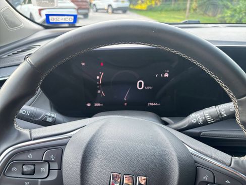 Used 2025 Buick Encore GX Preferred FWD image 35