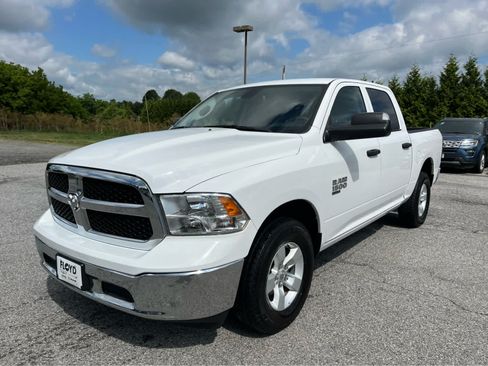 Used 2023 RAM 1500 Classic SLT w/ Trailer & Traction Group AWD/4WD image 7
