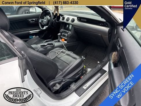 Used 2022 Ford Mustang Premium RWD image 5