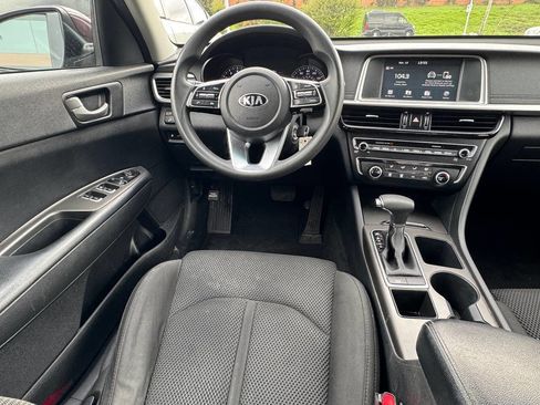 Used 2020 Kia Optima LX FWD image 16