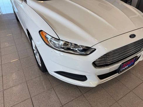 Used 2014 Ford Fusion SE FWD image 8