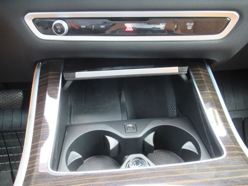 Used 2024 BMW X5 xDrive40i w/ Premium Package AWD/4WD image 27