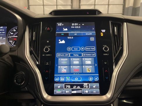 Used 2023 Subaru Outback Limited image 27