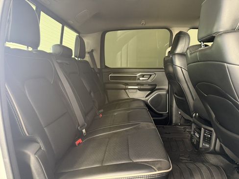 Used 2022 RAM 1500 Laramie AWD/4WD image 13