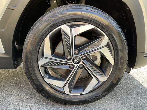 Used 2024 Hyundai Tucson Limited AWD/4WD image 11