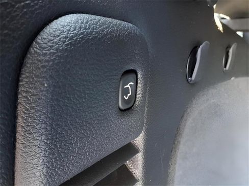 Used 2020 Jeep Grand Cherokee Limited X image 11