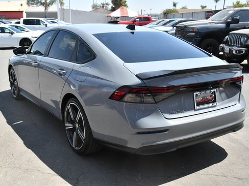 Used 2024 Honda Accord Sport image 6