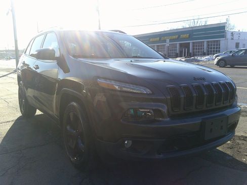 Used 2017 Jeep Cherokee High Altitude image 8