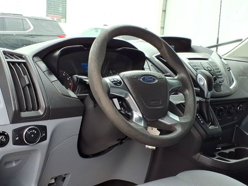 Used 2015 Ford Transit 350 XLT RWD image 6