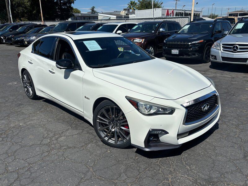Used 2018 INFINITI Q50 Red Sport 400 w/ Sensory Package (Sport) RWD image 2