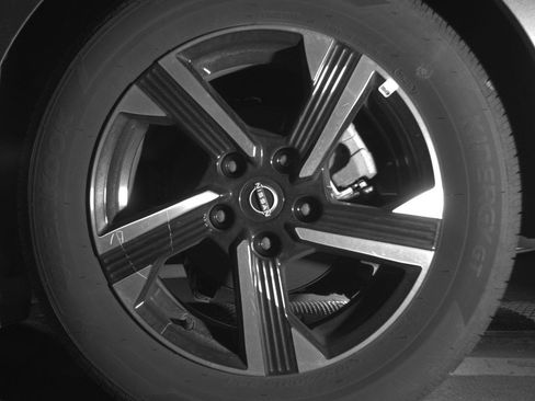 Used 2025 Nissan Sentra SV image 14