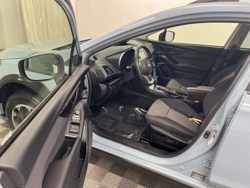 Used 2023 Subaru Crosstrek 2.0i Premium image 12