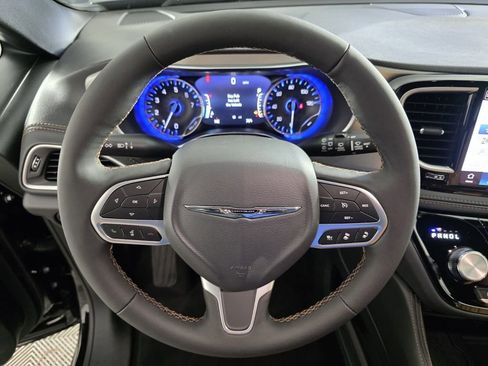 New 2026 Chrysler Pacifica Pinnacle w/ Trailer Tow Group image 20