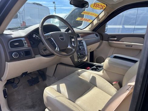 Used 2007 GMC Yukon SLT w/ SLT Preferred Equipment Group image 29